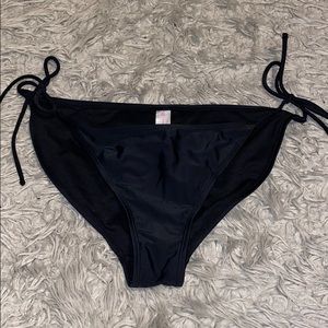 Bikini bottoms❣️ size large